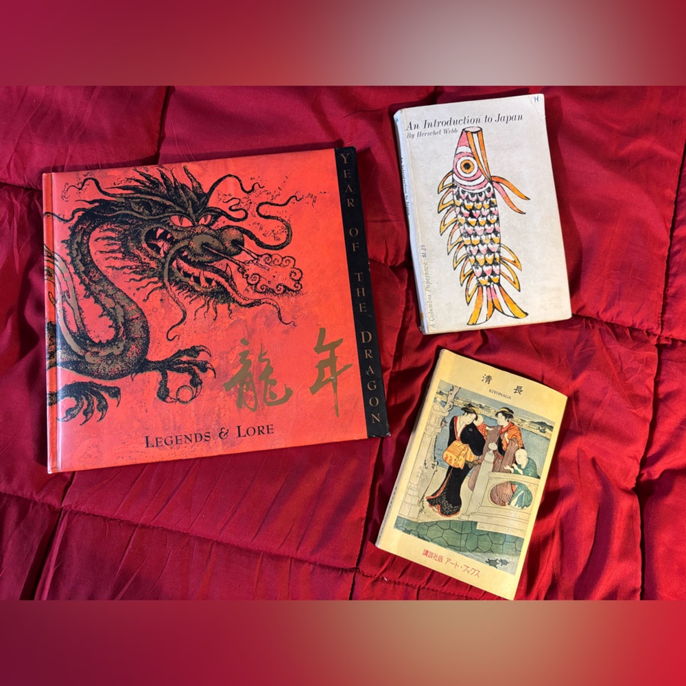 Asian book collection. 2 Japanese/1 Chinese.